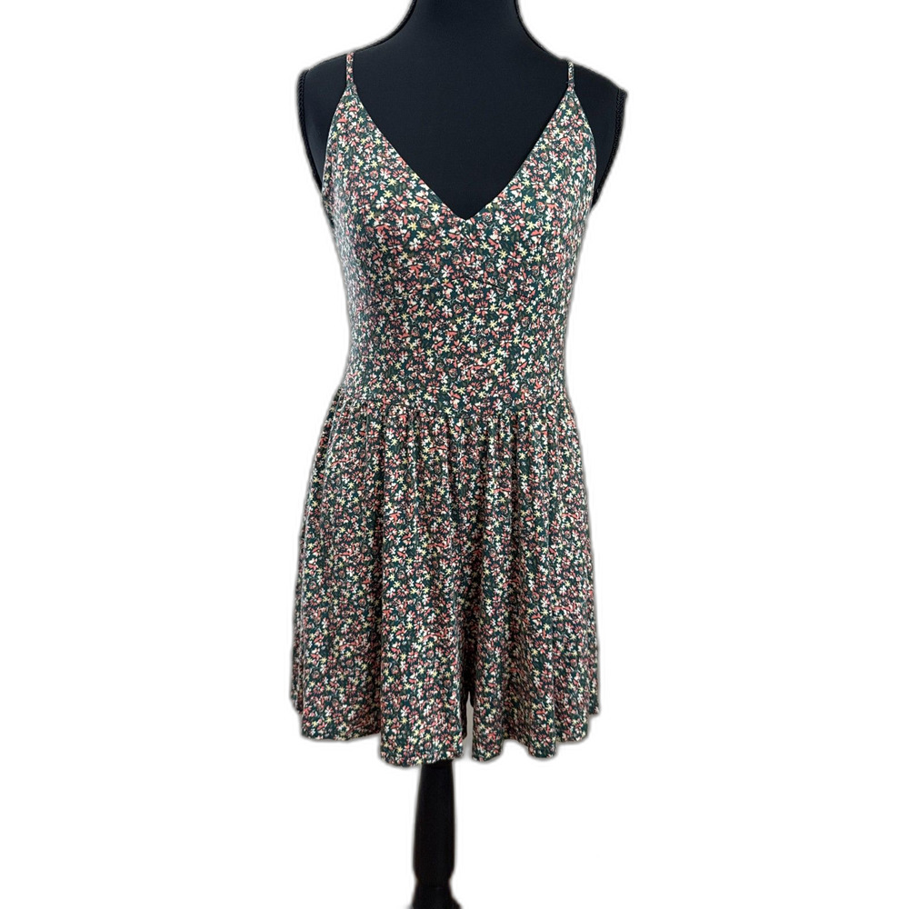 Women's Medium Green Floral Arizona Jean Co Strappy Summer Shorts Romper